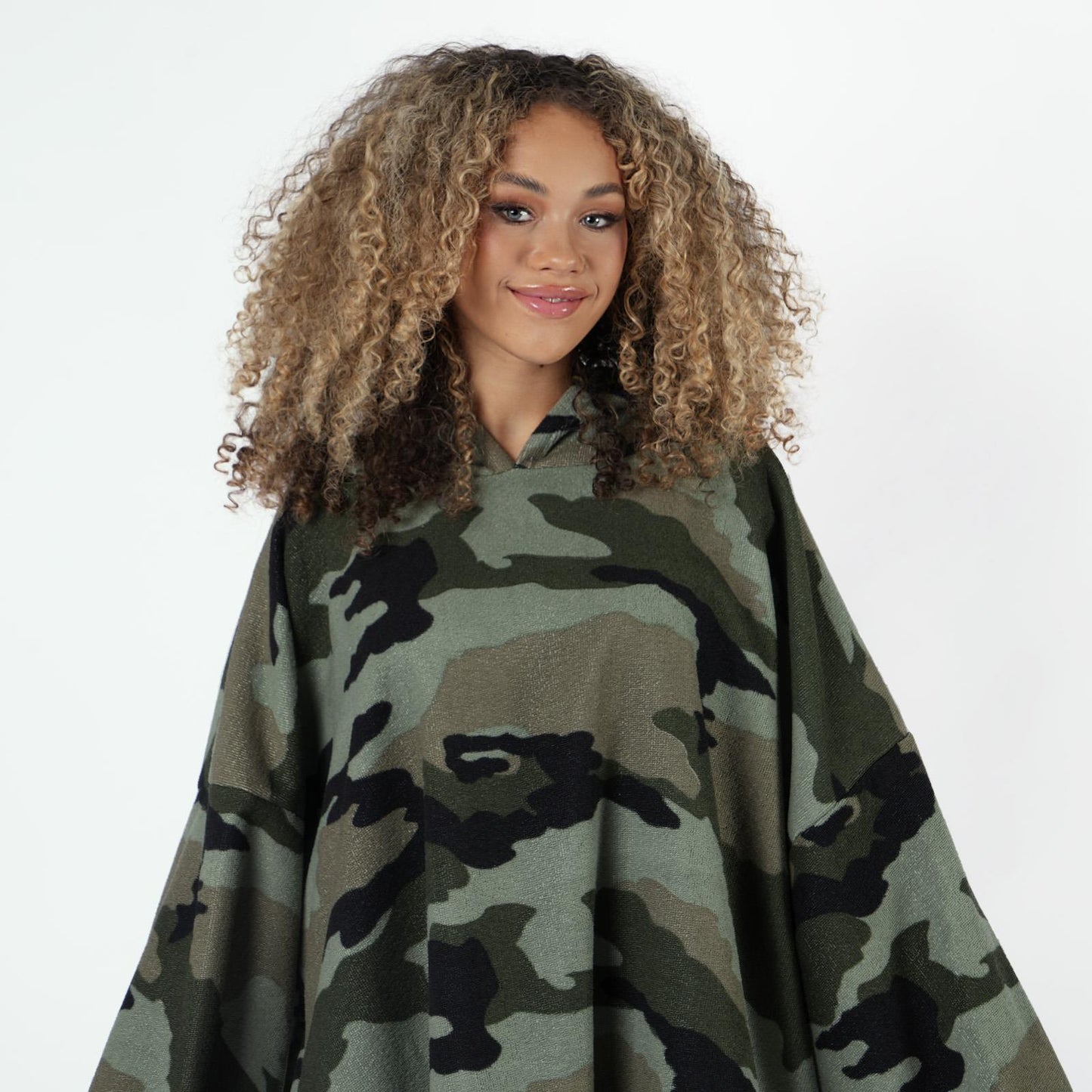 Brentfords Camo Adult Towel Poncho Oversized Quick Dry Hooded Bath Changing Robe