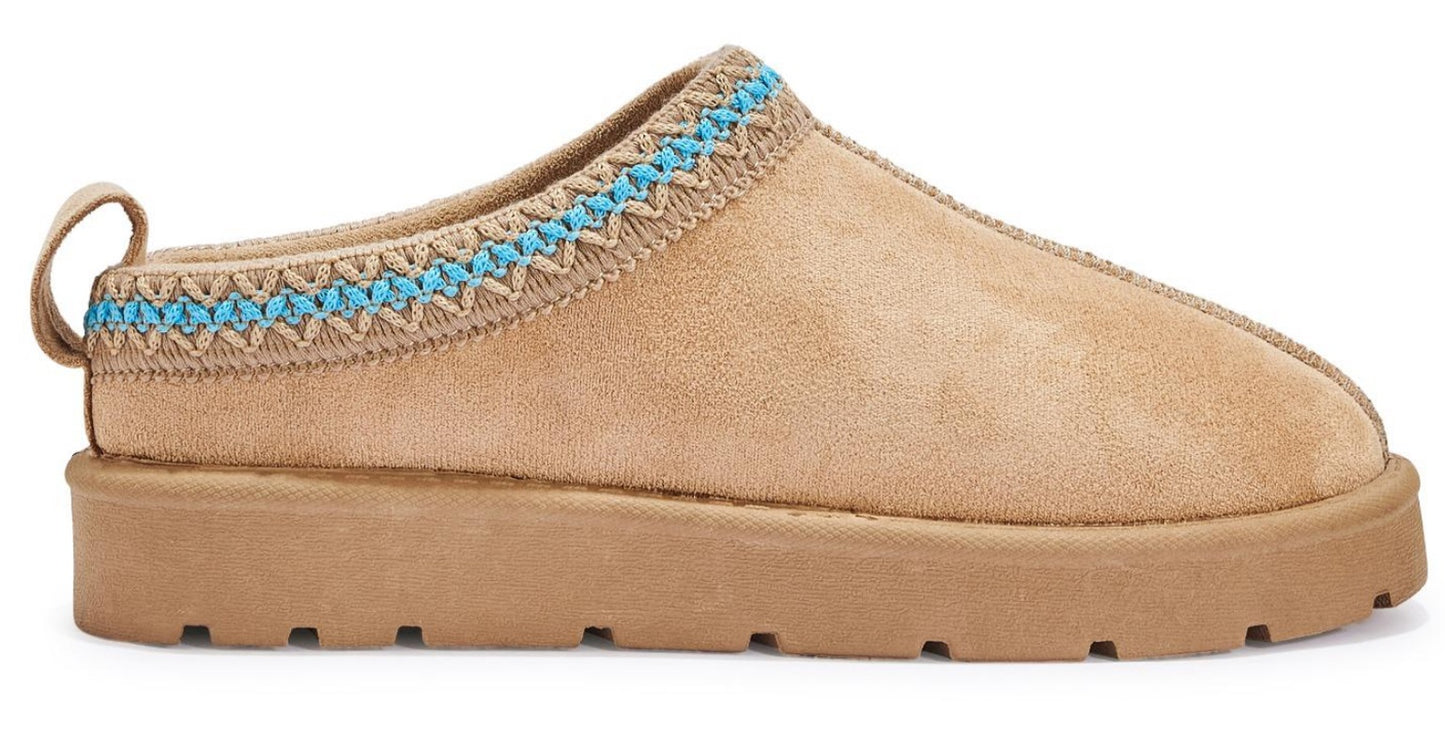Warm & Comfy Women’s Faux Fur Lined Slip-On Slippers – Perfect for Cozy Days!