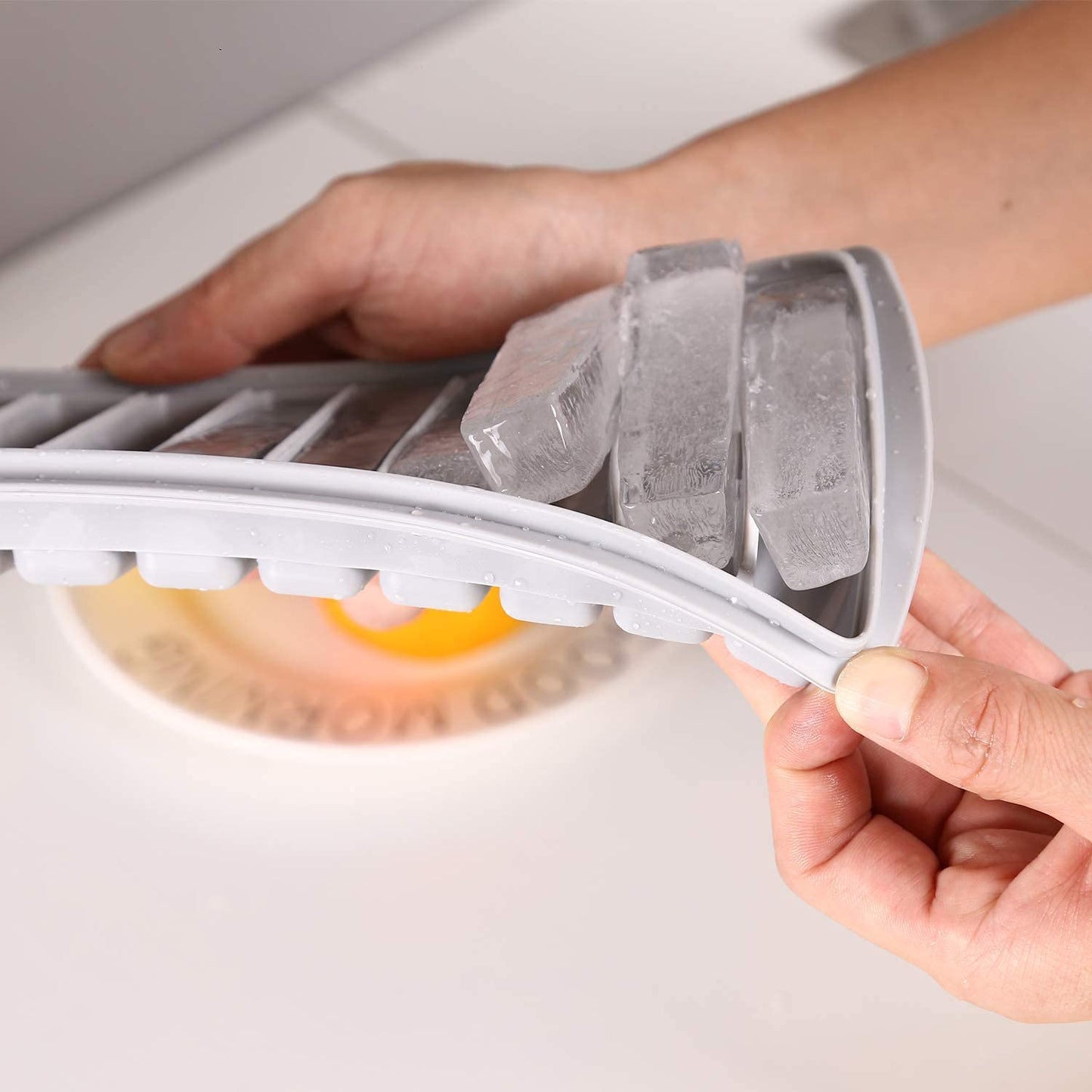 Silicone Ice Stick Tray with Lids – 10-Cube Water Bottle Mold