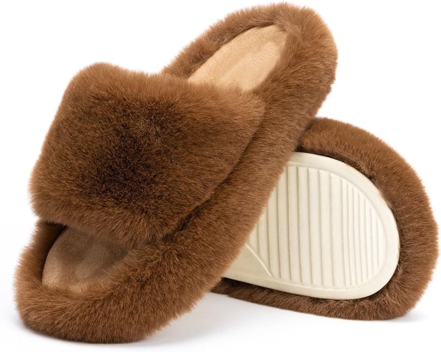 Cute & Fluffy Faux Fur Slippers – Stylish Comfort for Every Step