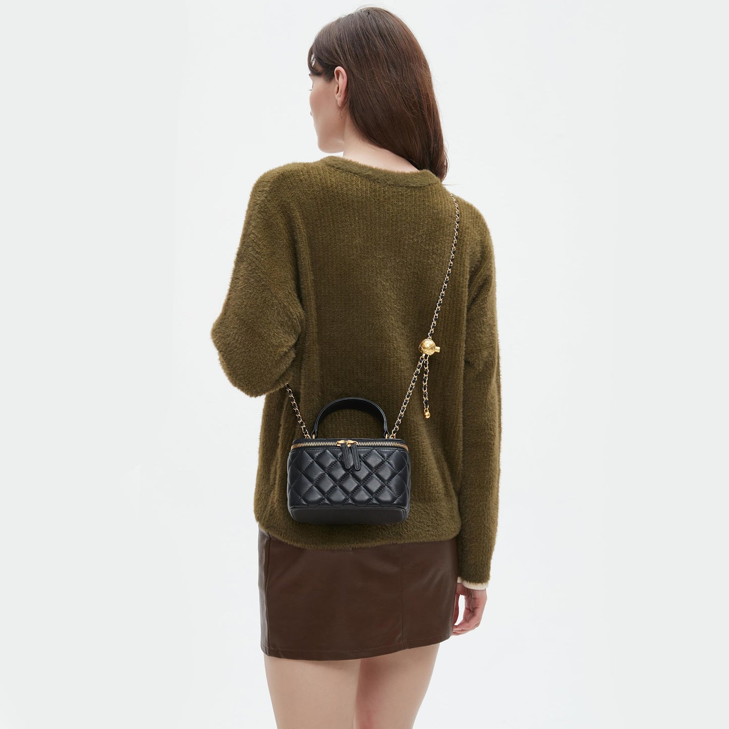 Quilted Box Bag – Luxe Mini Style, Maximum Charm