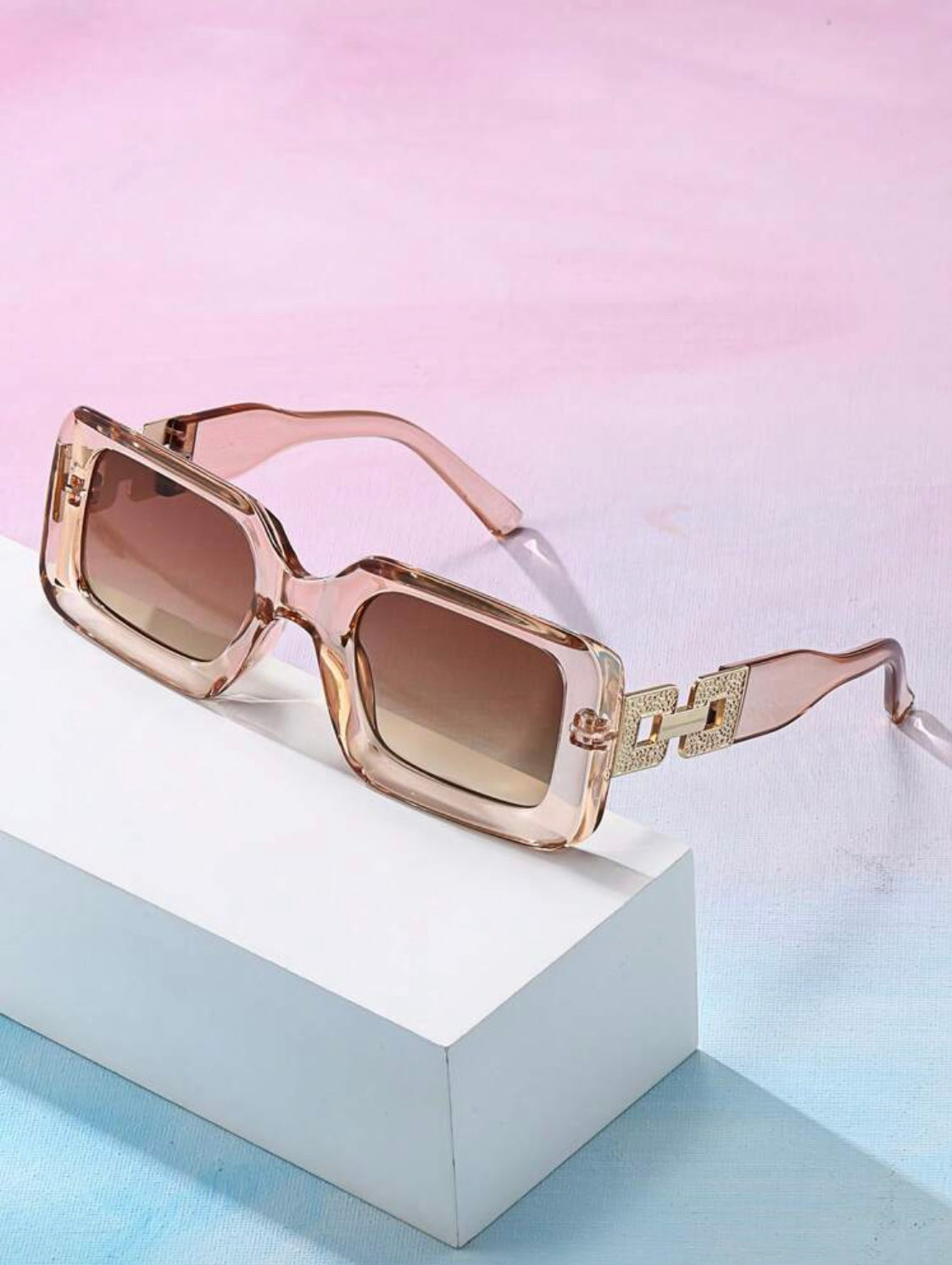 Metal Muse Retro Rectangle Sunglasses 'Champagne'